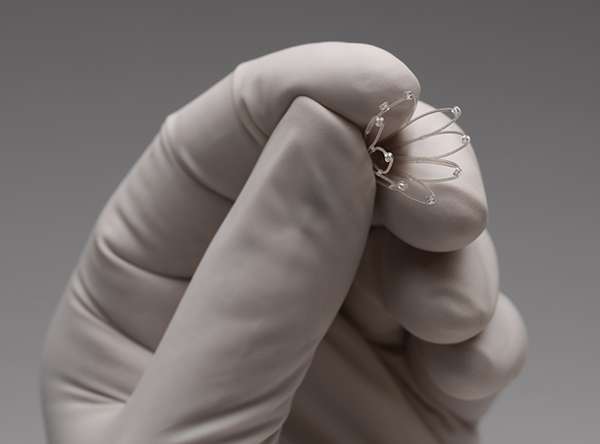 sinus stent in hand